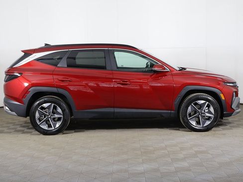 Used 2025 Hyundai Tucson SEL AWD/4WD image 19