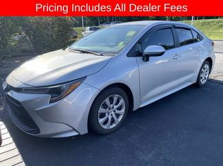 Used 2025 Toyota Corolla LE FWD video 1