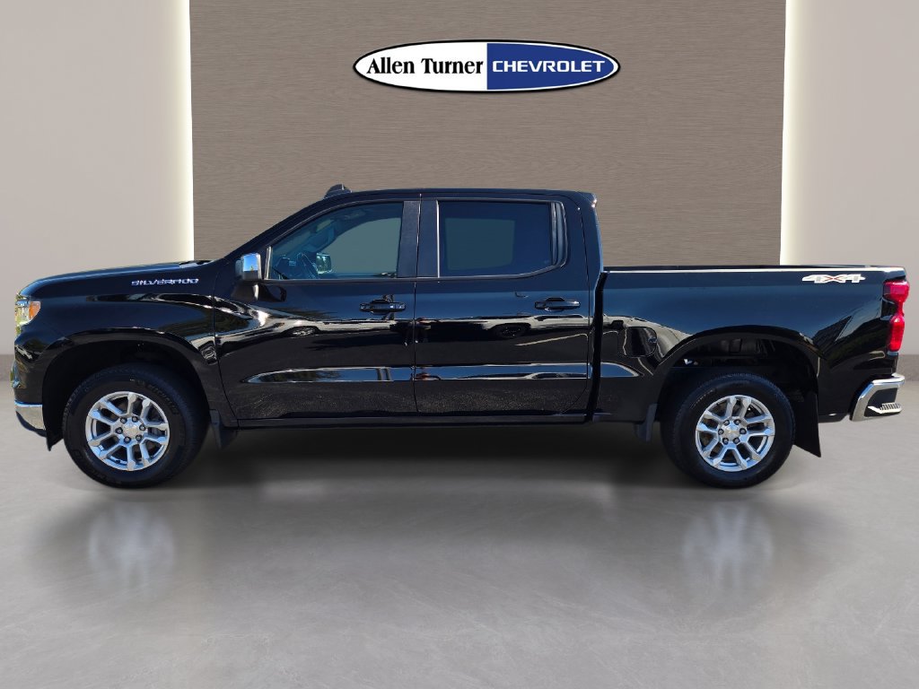 Used 2023 Chevrolet Silverado 1500 LT AWD/4WD image 10