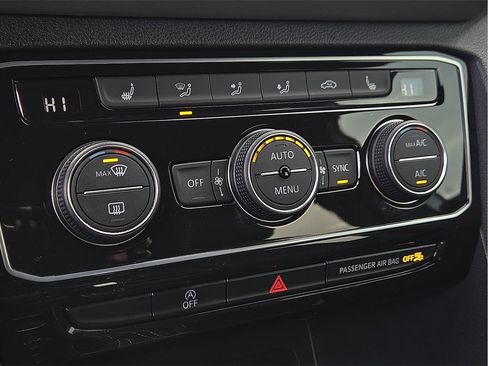 Used 2023 Volkswagen Atlas Cross Sport SEL R-Line image 14