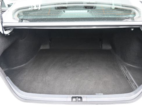 Used 2025 Toyota Camry SE FWD image 18