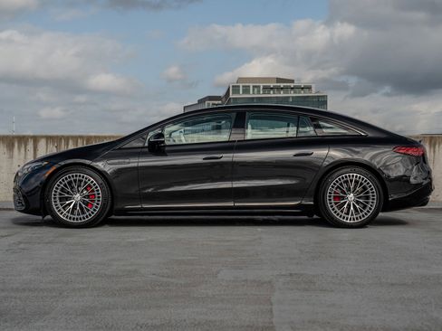 Used 2025 Mercedes-Benz EQS AMG 4MATIC image 3