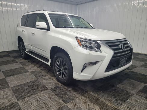 Used 2014 Lexus GX 460 Luxury image 4