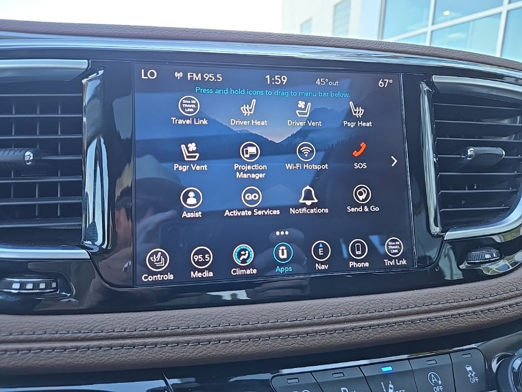 Used 2018 Chrysler Pacifica Limited w/ Tire & Wheel Group FWD image 53