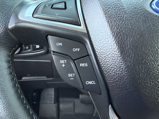Used 2023 Ford Edge SEL AWD/4WD image 19