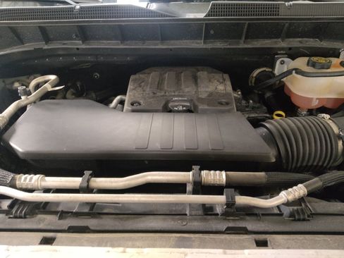 Used 2022 Chevrolet Silverado 1500 W/T w/ WT Value Package AWD/4WD image 30
