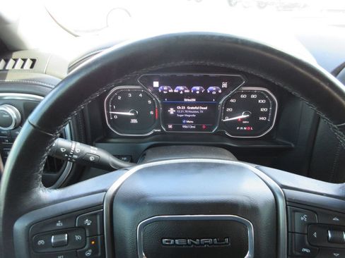Certified 2022 GMC Sierra 1500 Denali w/ Denali Reserve Package AWD/4WD image 37