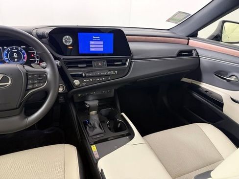 Used 2025 Lexus ES 350 w/ Premium Package FWD image 22