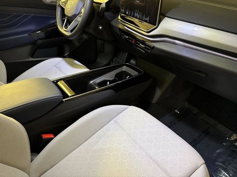 New 2026 Volkswagen ID.4 Pro S image 14