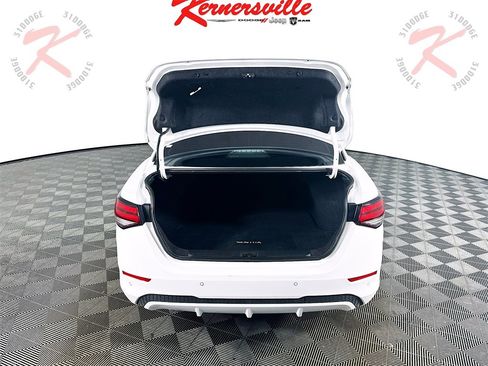 Used 2023 Nissan Sentra SV image 28