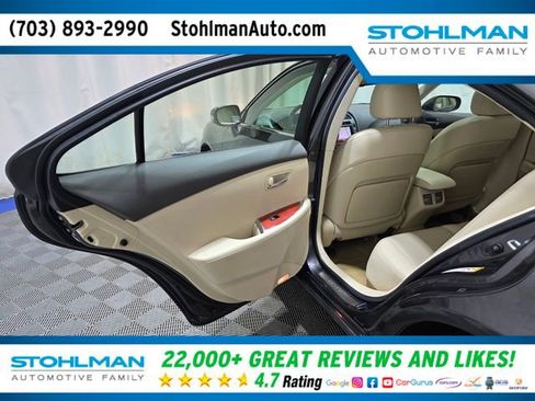 Used 2011 Lexus ES 350 w/ Preferred Accessory Package FWD image 26
