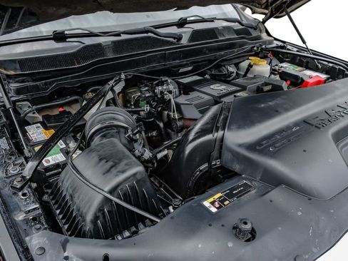 Used 2022 RAM 3500 Laramie image 58