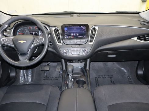 Used 2023 Chevrolet Malibu LT image 28