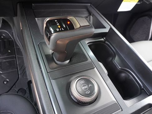 New 2025 GMC Hummer EV 2X AWD/4WD image 20