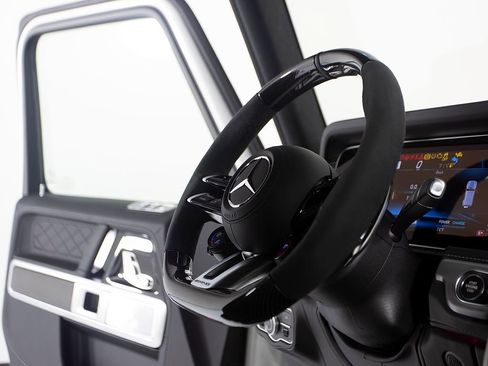 Used 2025 Mercedes-Benz G 63 AMG 4MATIC image 29