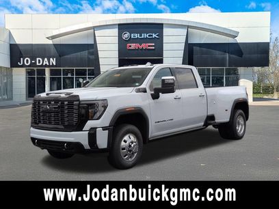 New 2026 GMC Sierra 3500 Denali Ultimate w/ LPO, Black Badging Package