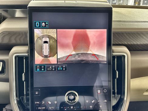 New 2026 GMC Yukon XL Denali w/ Sun & Power Step Package image 19