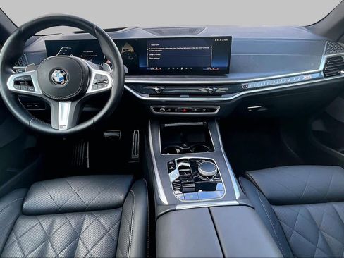 Used 2025 BMW X5 xDrive40i AWD/4WD image 15