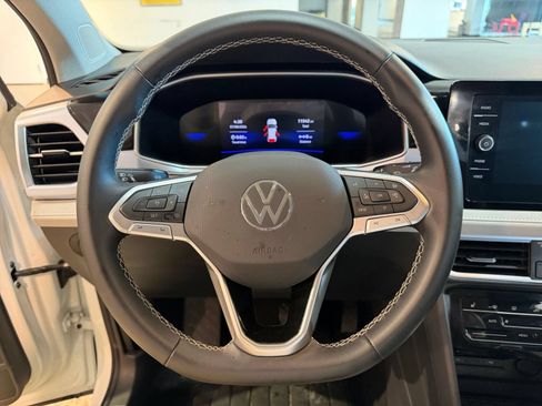 Used 2026 Volkswagen Taos SE AWD/4WD image 28