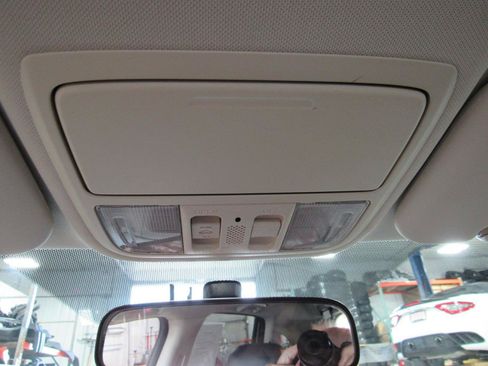 Used 2012 Honda CR-V EX-L image 26