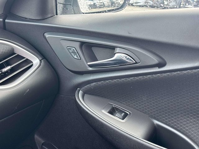Used 2024 Chevrolet Malibu LT FWD image 29