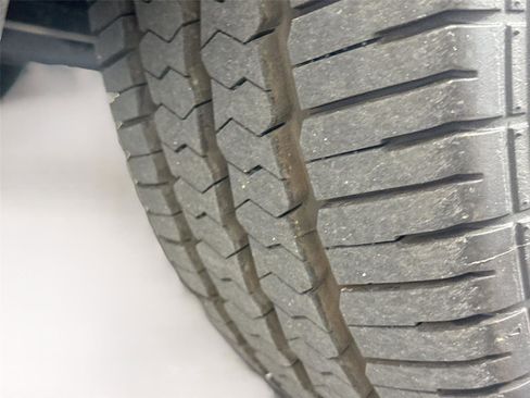 Used 2024 Ford Transit 350 XLT image 33