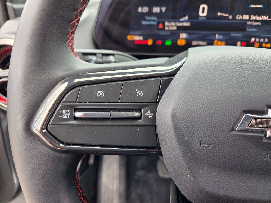 Certified 2025 Chevrolet Equinox EV RS FWD image 13