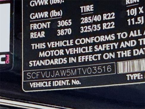 Used 2021 Aston Martin DBX image 33