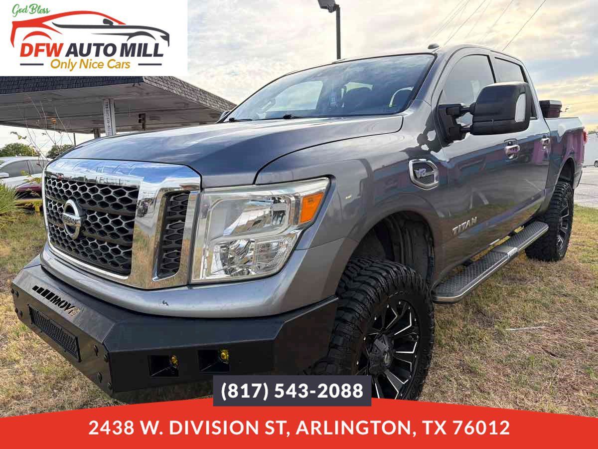 Used 2017 Nissan Titan SV AWD/4WD image 1