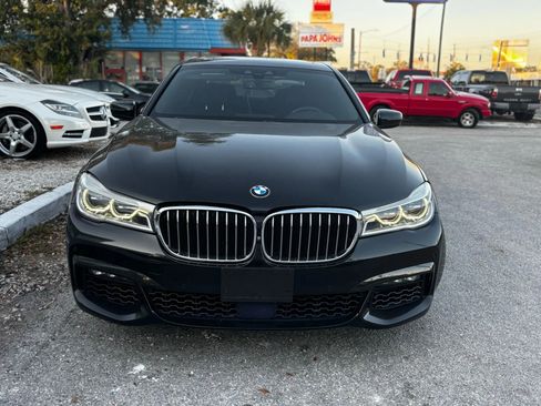 Used 2017 BMW 750i RWD image 3
