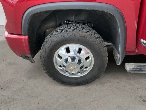 Used 2024 Chevrolet Silverado 3500 High Country w/ High Country Premium Package AWD/4WD image 10