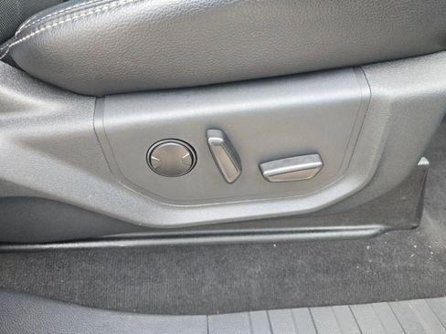 Used 2022 Ford F250 Lariat w/ Lariat Ultimate Package image 34