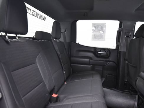 Used 2022 Chevrolet Silverado 1500 Custom image 14