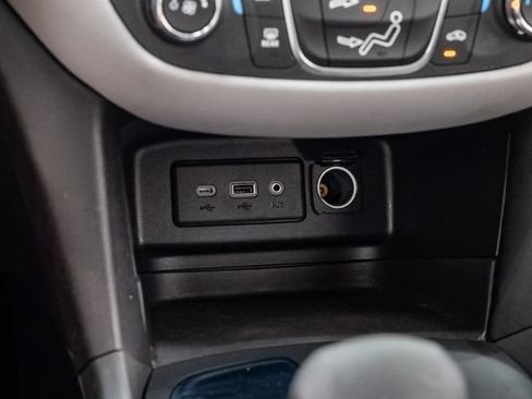 Used 2024 Chevrolet Equinox LS w/ LPO, Floor Liner Package FWD image 19