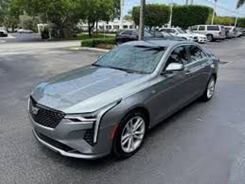 Certified 2026 Cadillac CT4 Luxury RWD image 1