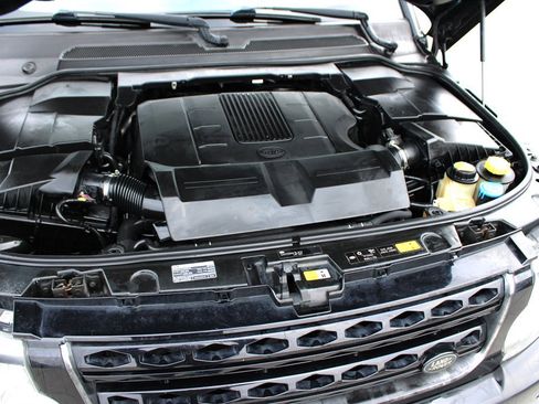 Used 2016 Land Rover LR4 HSE Silver Edition image 49