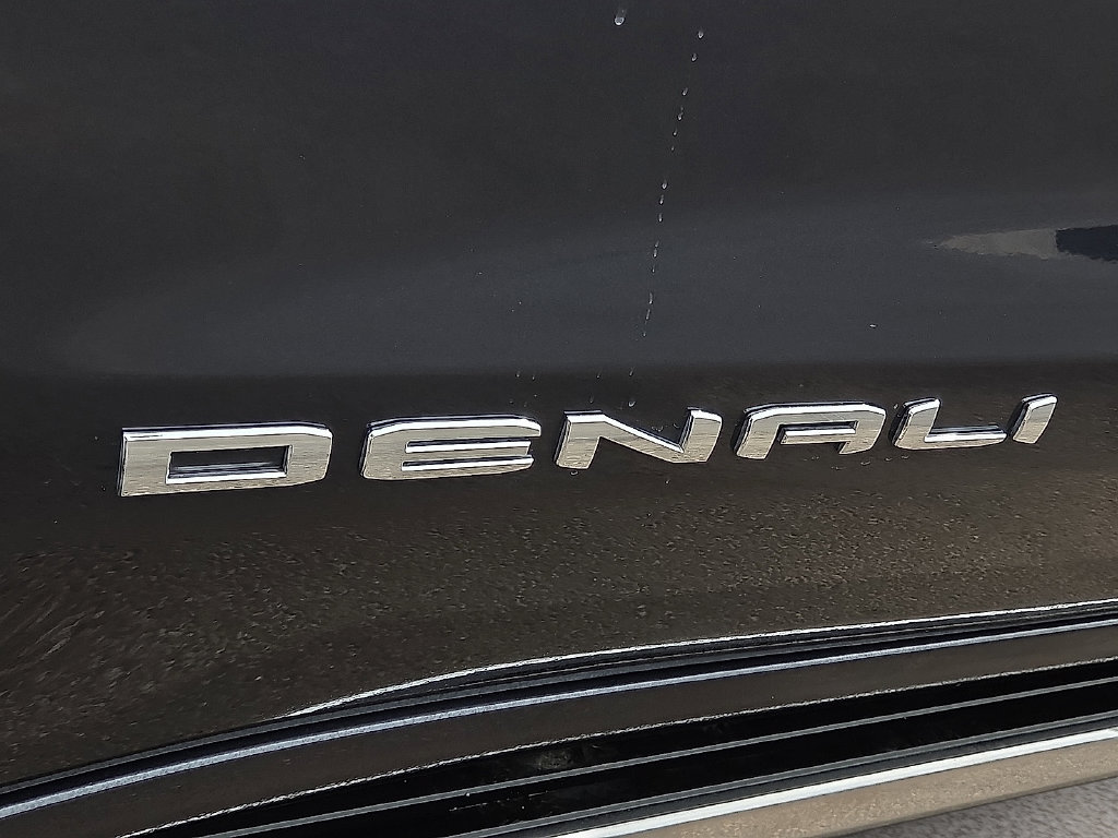 Used 2024 GMC Sierra 1500 Denali Ultimate AWD/4WD image 7