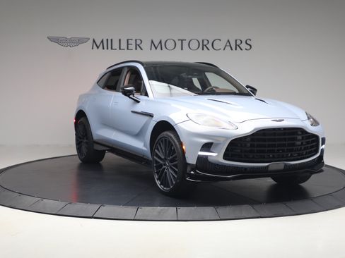 Used 2026 Aston Martin DBX 707 AWD/4WD image 11