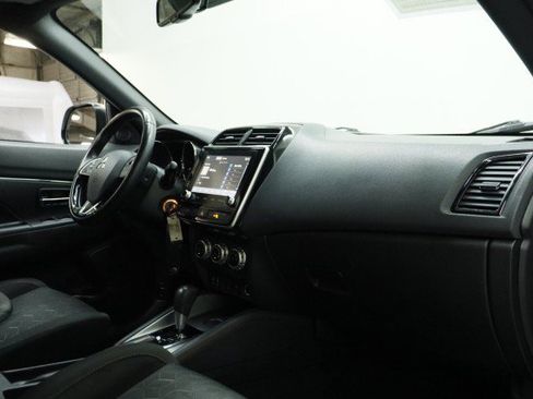 Used 2021 Mitsubishi Outlander Sport Black Edition FWD image 21