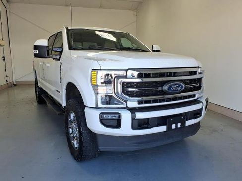 Certified 2022 Ford F250 Lariat w/ Lariat Ultimate Package AWD/4WD image 1