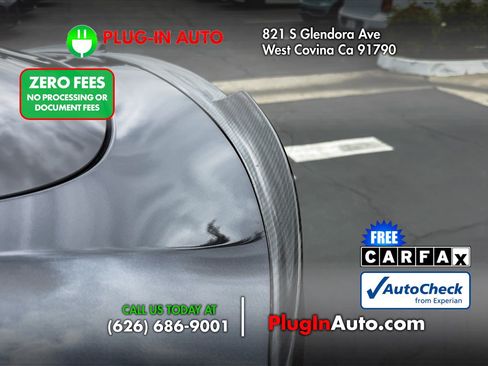 Used 2024 Tesla Model Y Long Range AWD/4WD image 6
