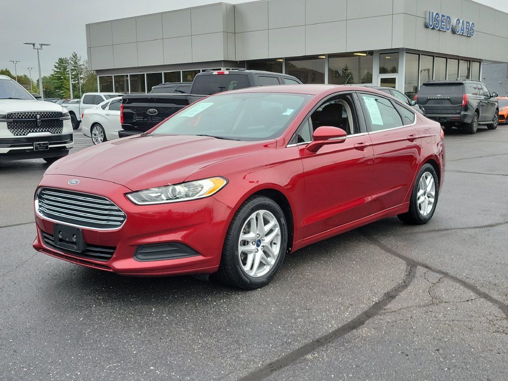 Used 2014 Ford Fusion SE FWD image 8