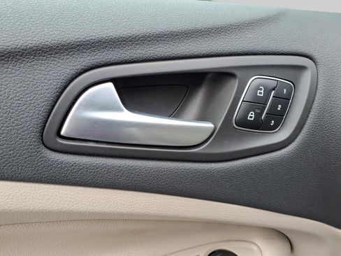 Used 2017 Ford Escape Titanium w/ Equipment Group 301A image 13