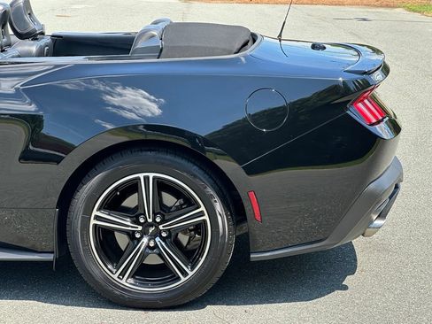 Used 2024 Ford Mustang Premium RWD image 37