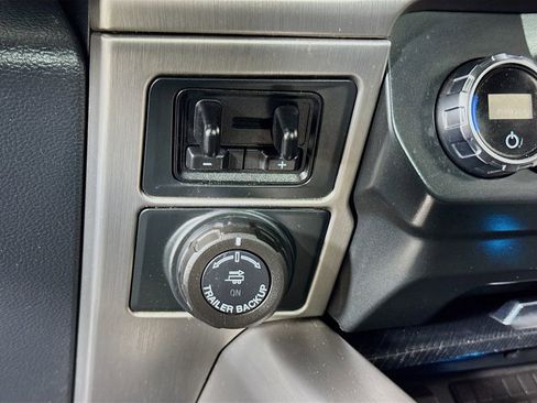 Used 2022 Ford F350 Platinum AWD/4WD image 29