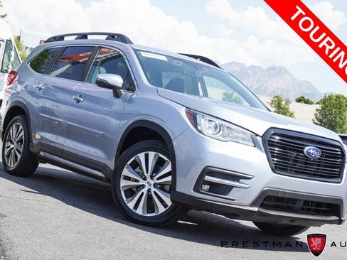 Used 2022 Subaru Ascent Touring AWD/4WD image 1