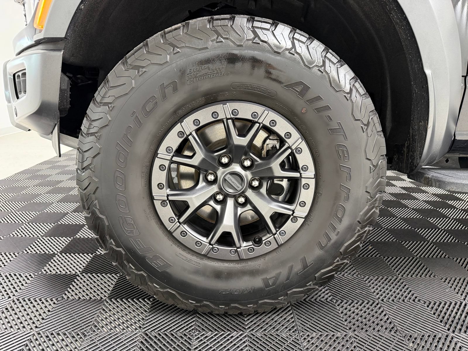 Used 2022 Ford F150 Raptor w/ Raptor 37 Performance Package AWD/4WD image 11