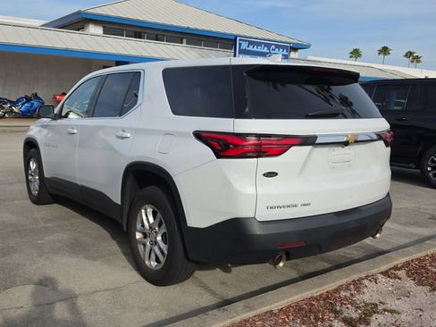 Used 2023 Chevrolet Traverse LS AWD/4WD image 3