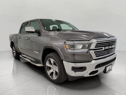 Used 2022 RAM 1500 Laramie AWD/4WD image 1