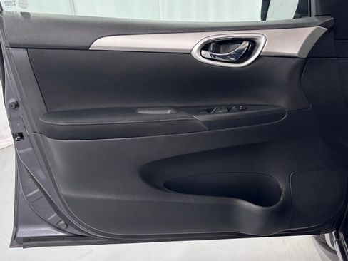 Used 2015 Nissan Sentra SV w/ Navigation Package FWD image 16